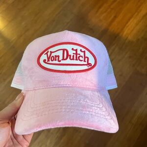 Von Dutch pink hat women’s